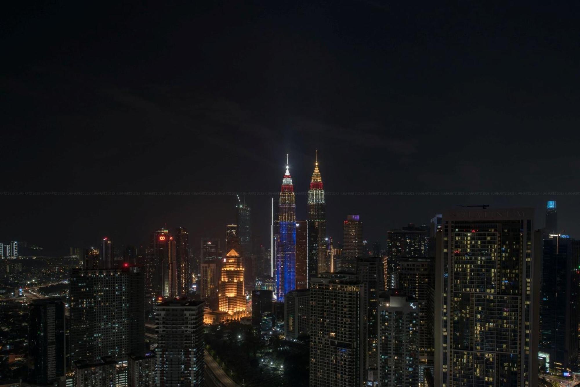 The Luxe Suites Infinitum Klcc Куала-Лумпур Экстерьер фото